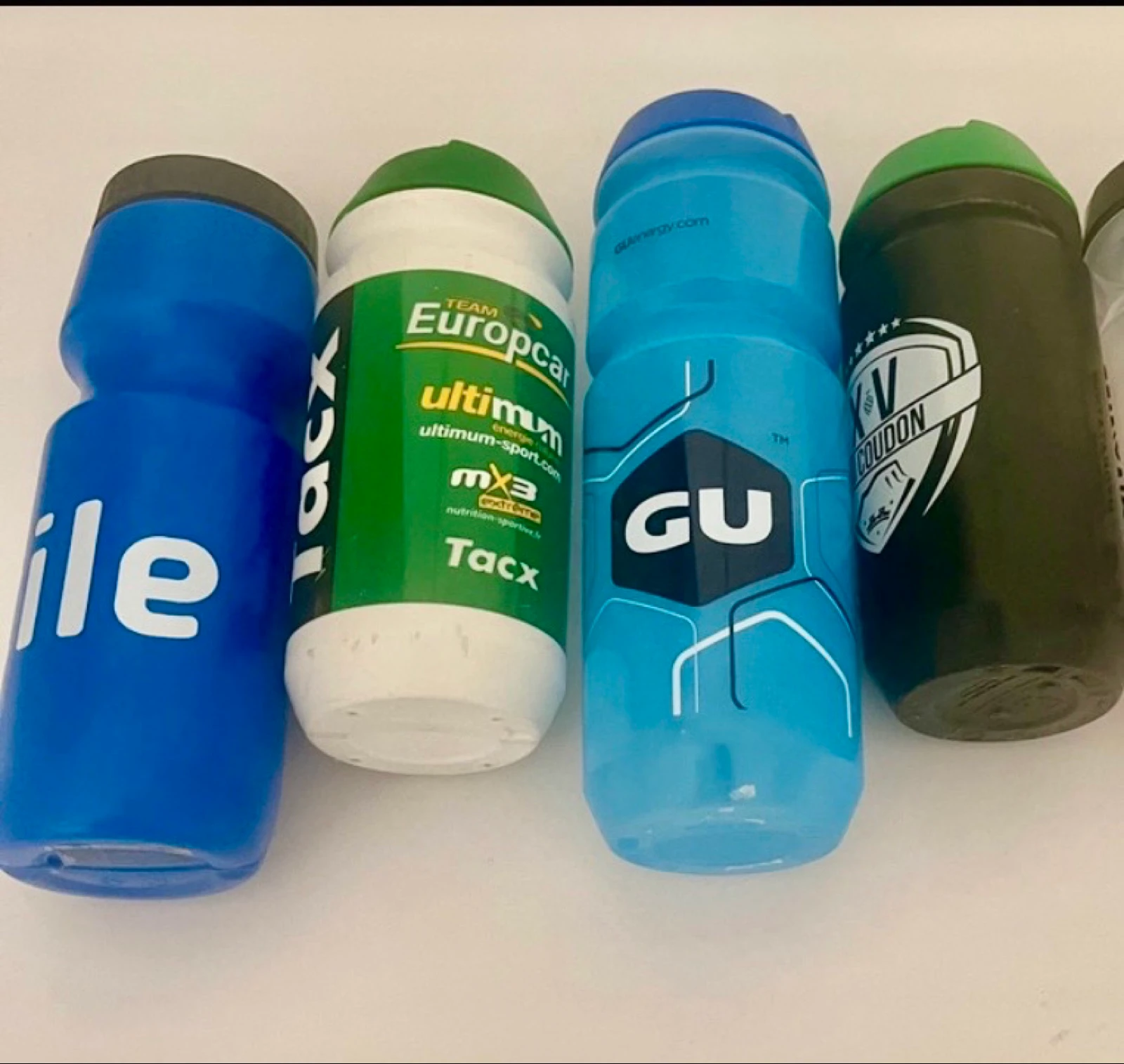 Lote de 4 botellas de plástico – photo 3